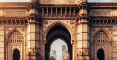 gateway of india par ek shandaar hindi niabndh